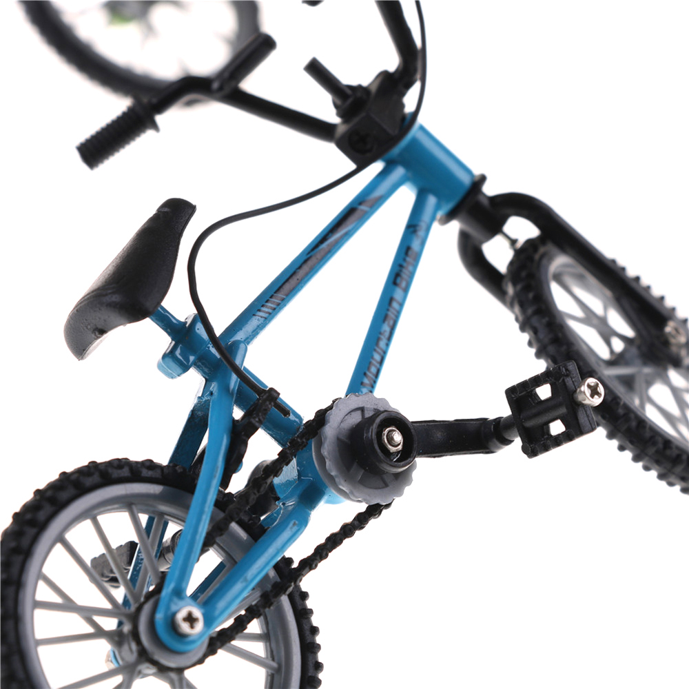 Cadeau jeu créatif pour enfant - Mountain Biking Games avis et prix
