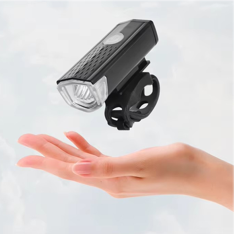Phare de vélo de montagne rech - Mountain Biking Equipment avis et prix